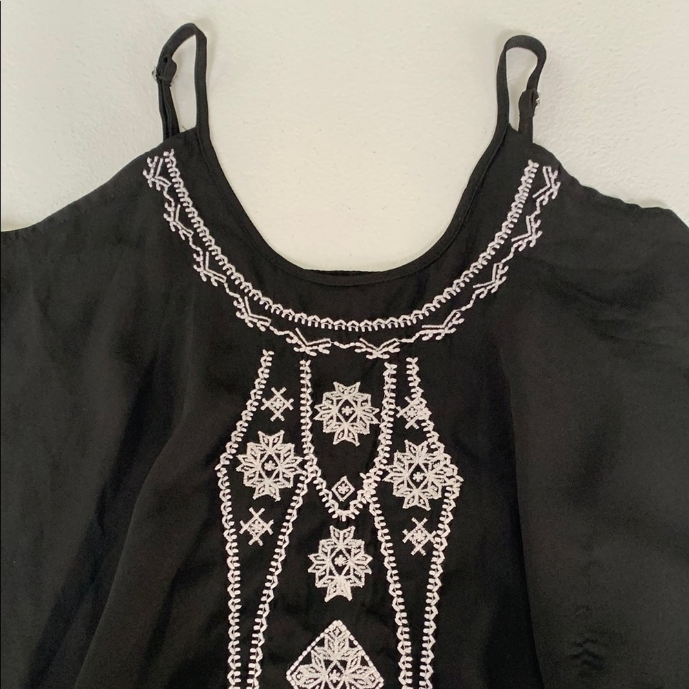 Silky Black With White Embroidery Halter Camisole Lightweight Summer TopSize M.